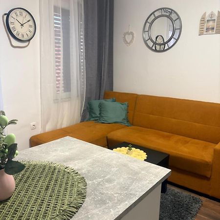 Mint Apartments 2 ซาดาร์ ภายนอก รูปภาพ